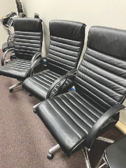Executive High Back Leather-style Boardroom Chair Chair